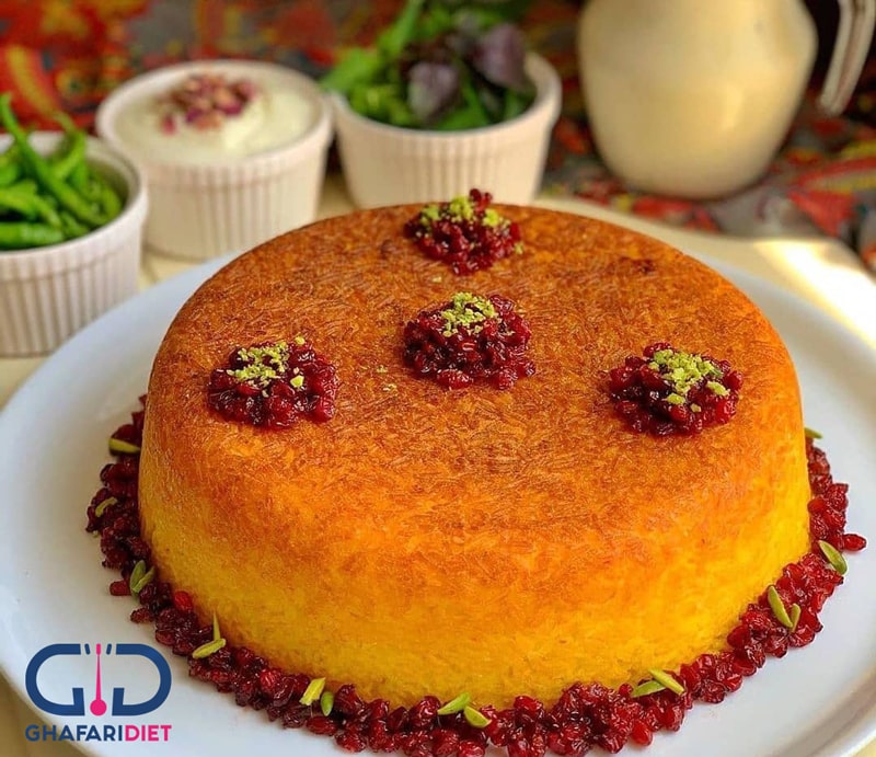 ته چین مرغ با کشمش و زرشک